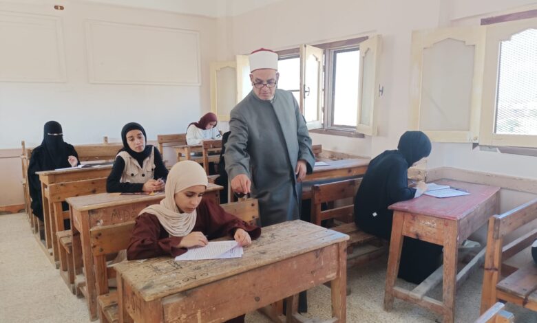 بدء امتحانات الدور الثاني للشهادة الثانوية الأزهرية بشمال سيناء وسط انضباط وانتظام