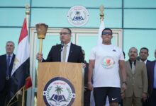 رئيس جامعة العريش يستقبل شعلة أسبوع شباب الجامعات والمعاهد العليا في محطتها التاسعة