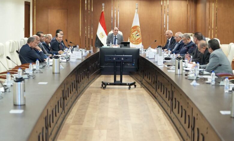 وزير العمل.. صندوق الطوارئ مظلة لحماية العمال وقت الأزمات